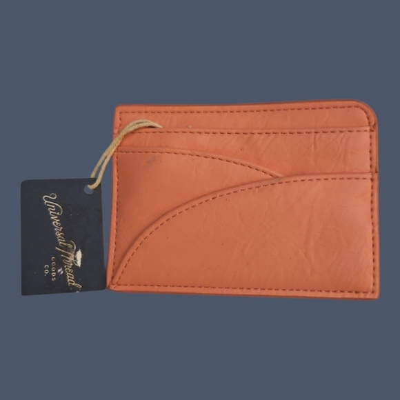 3/$30 Universal Thread Pink Card Wallet - Picture 1 of 6